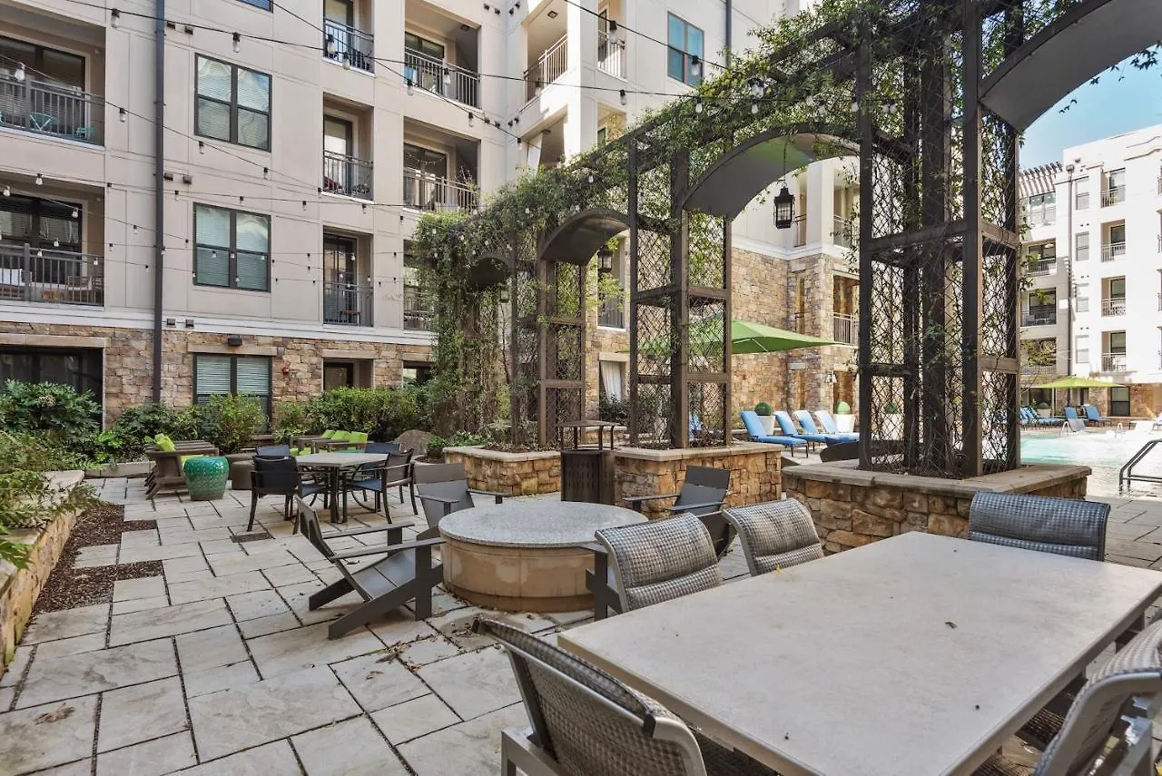 Kasa Dilworth Charlotte Aparthotel United States